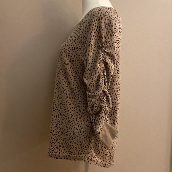 Jane and Delancey Leopard Print Waffle Knit Top with 3/4 Sleeves - Picture 2 of 11